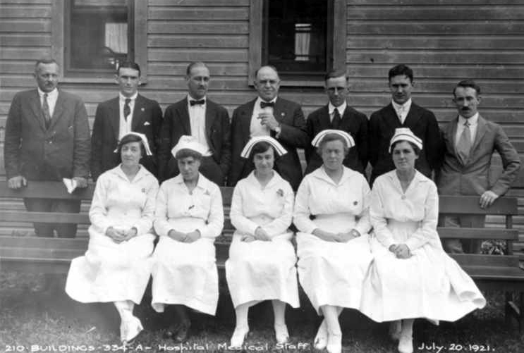 Niagara Falls General Hospital's Medical Staff pose for a picture 